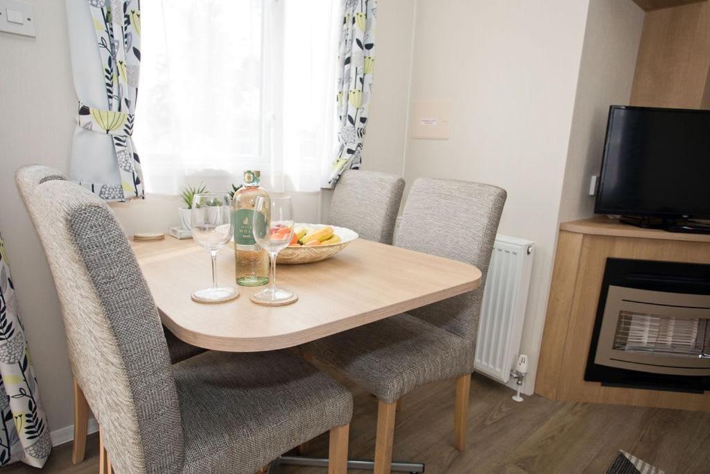 Luxury Holiday Retreat Set Within Oakdene Forest - Park Activities Pass Included Free! Saint Leonards Eksteriør bilde