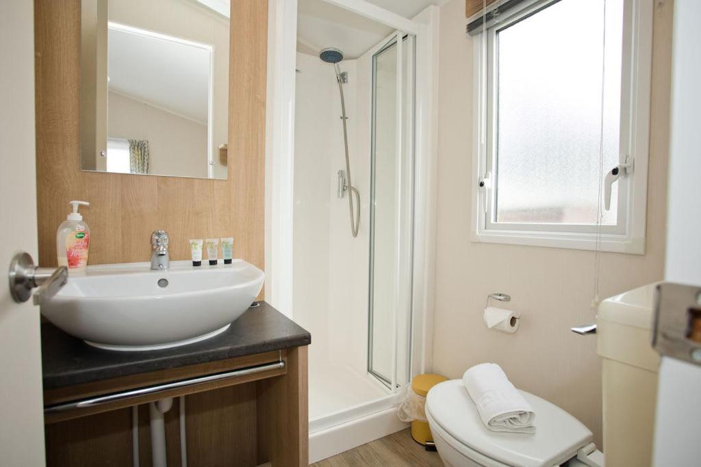 Luxury Holiday Retreat Set Within Oakdene Forest - Park Activities Pass Included Free! Saint Leonards Eksteriør bilde